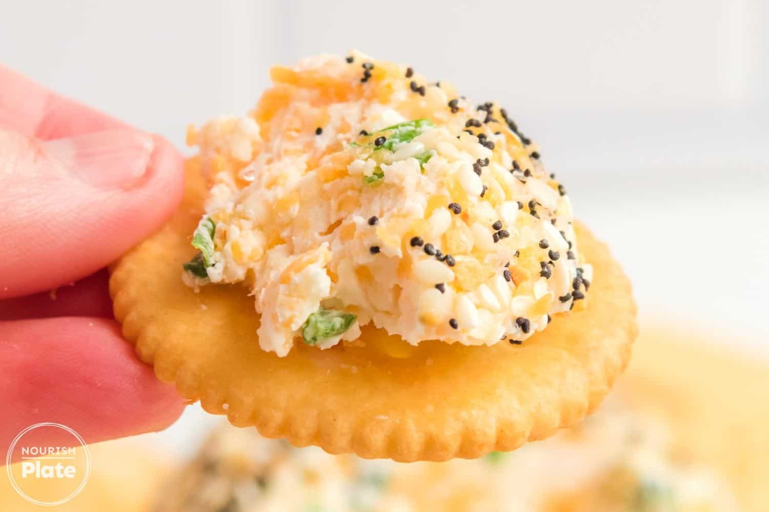 Elevate Your Party: Easy Everything Bagel Cheese Ball Tips