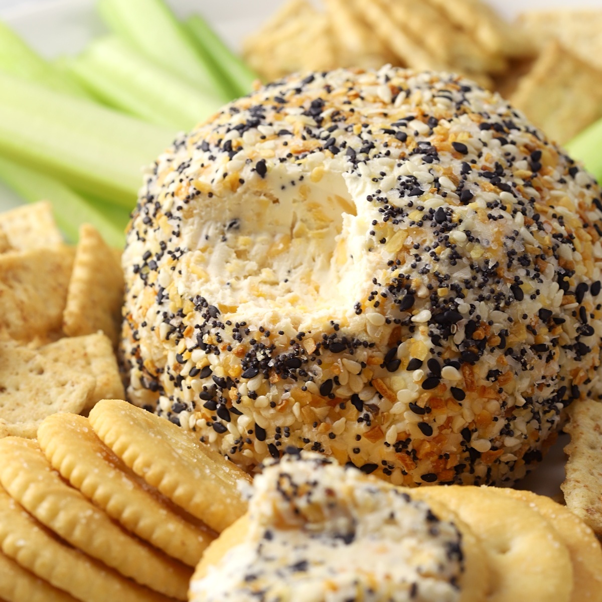 The Ultimate Everything Bagel Cheese Ball for Any Crowd